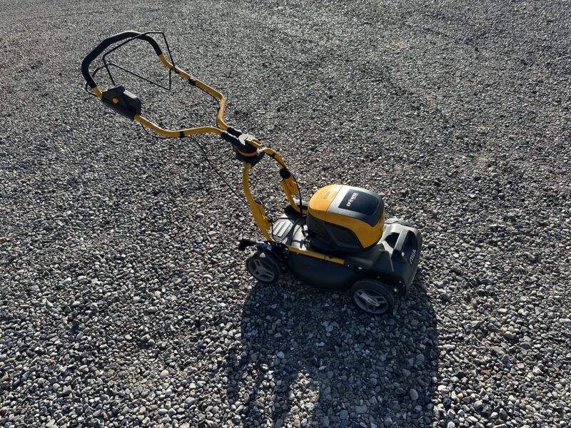 STIGA Multiclip 547e S Kit – Batteri Plæneklipper