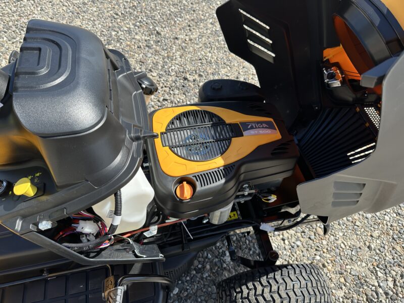 Stiga Tornado 5108 – Kraftfuld havetraktor med sideudkast - Billede 2